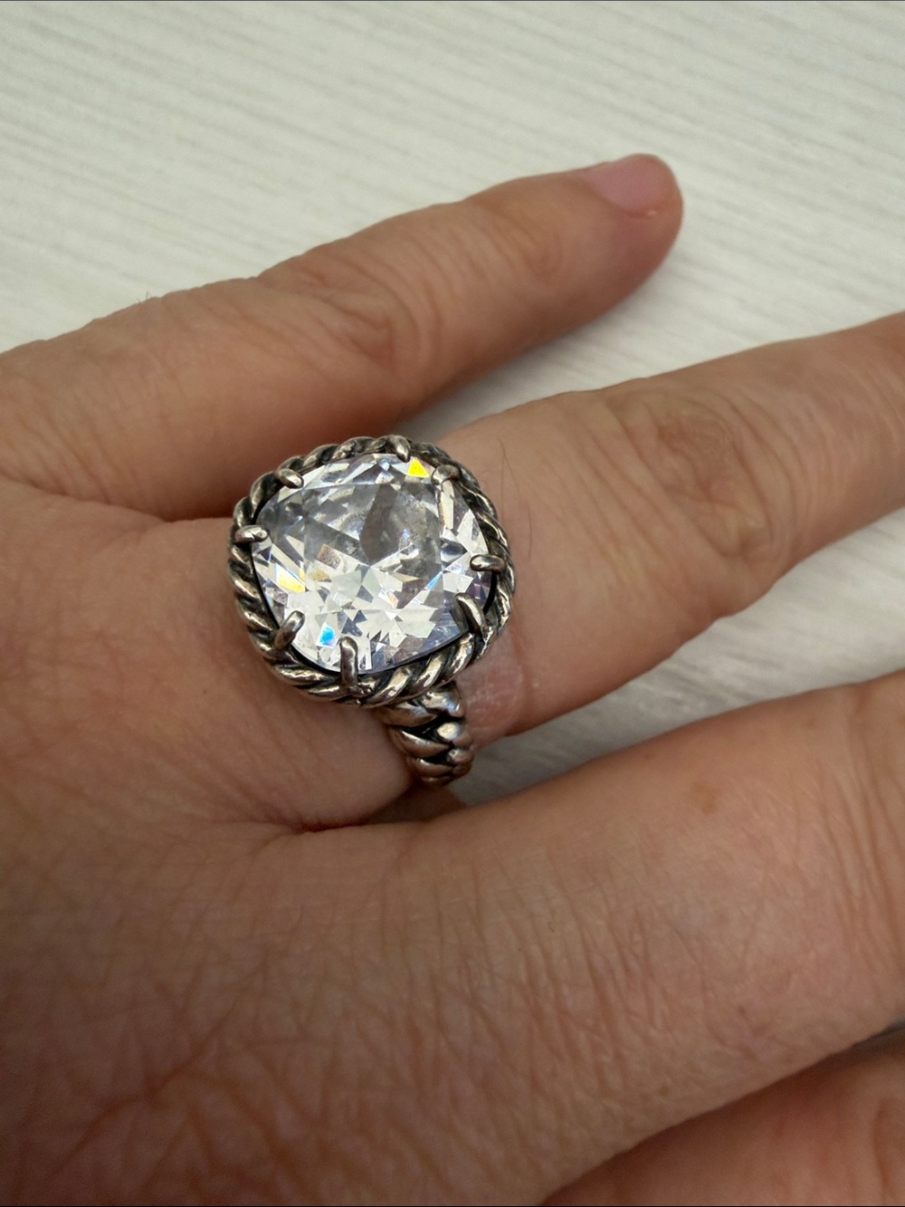 Silpada Sterling Silver twisted Band Ring with Clear Stone